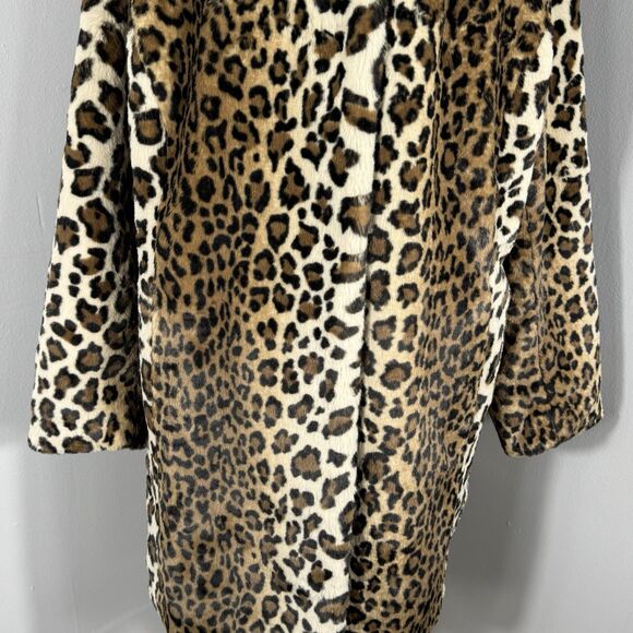 LOFT Sz 16 Plus Leopard Cheetah Print Faux Fur Coat Jacket Teddy Soft BEAUTIFUL - Picture 3 of 16